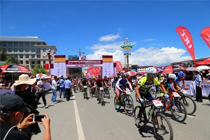 2018“建盟設計杯”甘南藏地傳奇自行車賽鳴槍開賽！